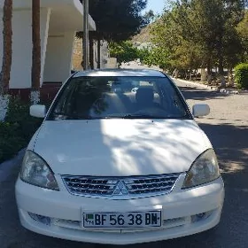 Mitsubishi Lanser 2009