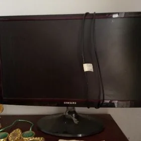 Samsung "23" monitor