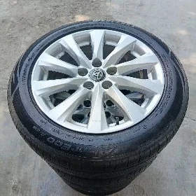 Camry disge pakrysga 17 morda
