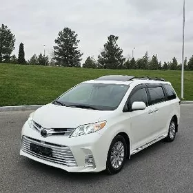 Toyota Sienna 2020