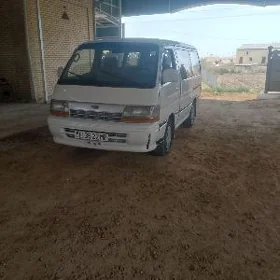 Toyota Hiace 1990
