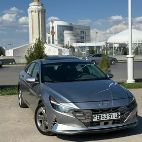Hyundai Elantra 2021