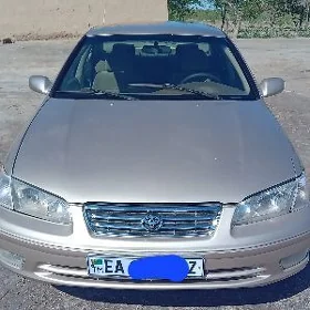 Toyota Camry 1998