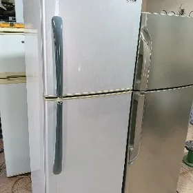 Midea холодильник