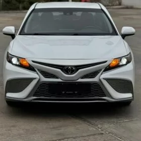 Toyota Camry 2022