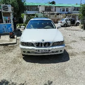 BMW E39 2001
