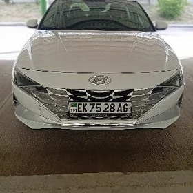 Hyundai Elantra 2021