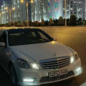 Mercedes-Benz E350 2009
