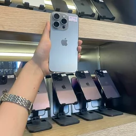 15 PRO 85% 128GB