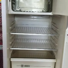Продается холодильник
