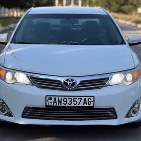 Toyota Camry 2014