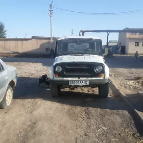 UAZ 469 2003