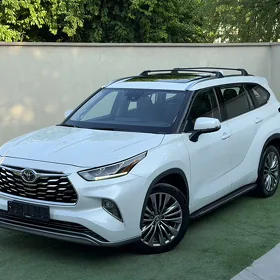 Toyota Highlander 2022