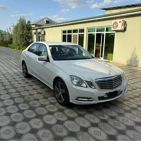 Mercedes-Benz E350 2011