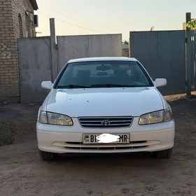 Toyota Camry 2000