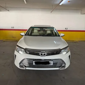 Toyota Camry 2015