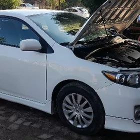 Toyota Corolla 2012