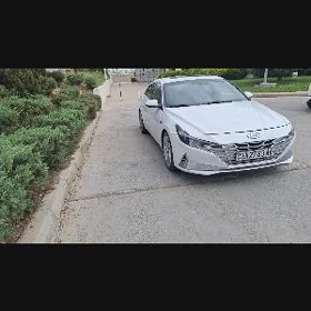 Hyundai Elantra 2021