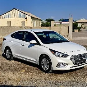 Hyundai Accent 2022