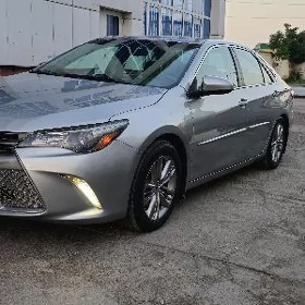 Toyota Camry 2017