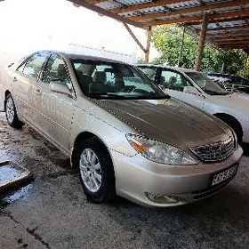 Toyota Camry 2003