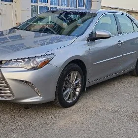 Toyota Camry 2017