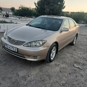 Toyota Camry 2004