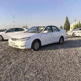 Toyota Camry 2004