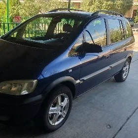 Opel Zafira 2002