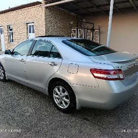 Toyota Camry 2010
