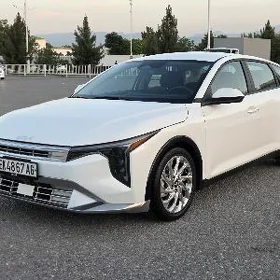 Kia K4 2025