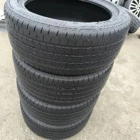 235 45 18 Bridgestone