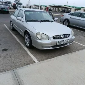 Hyundai Sonata 1999