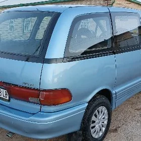 Toyota Previa 1993