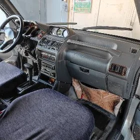 Mitsubishi Pajero 1994