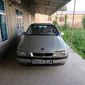 Opel Vectra 1990