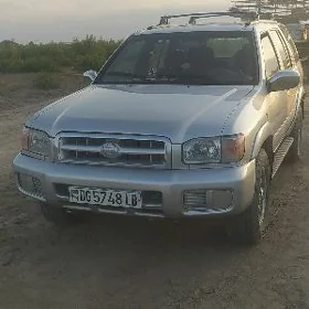 Nissan Pathfinder 2002