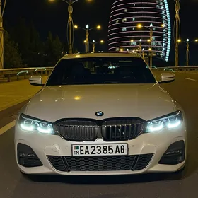 BMW 330 2022