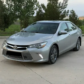 Toyota Camry 2017