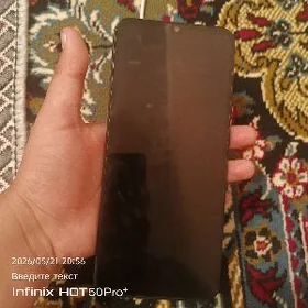 Poco c40