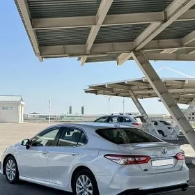 Toyota Camry 2022