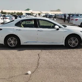 Toyota Camry 2022