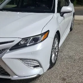 Toyota Camry 2018