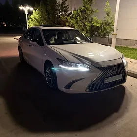 Lexus ES 350 2019
