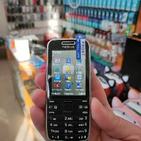 Nokia E52 model 2012 çykan