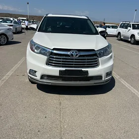 Toyota Highlander 2016