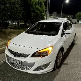 Opel Astra 2014