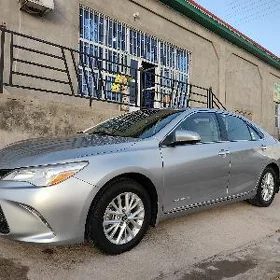 Toyota Camry 2017