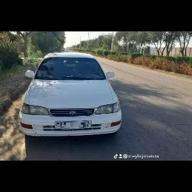Toyota Corona 1996