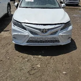 Toyota Camry 2022